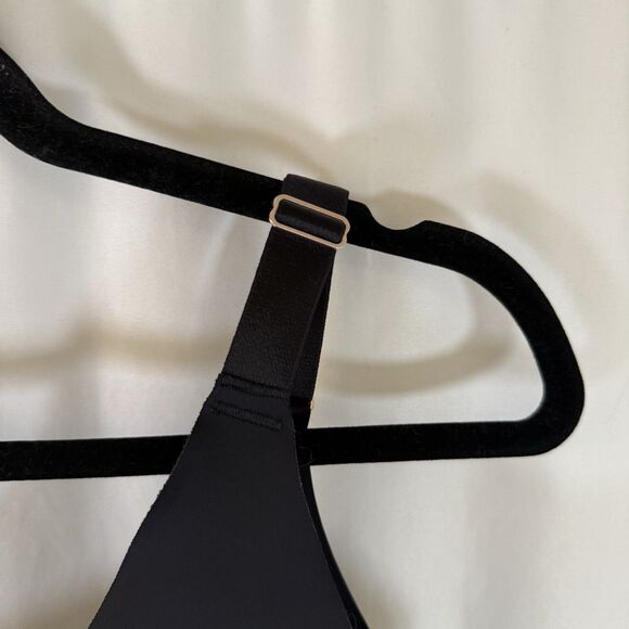 Soma Vanishing 360 Wireless Bra Women's 42D Solid Black Padded Adjustable - Picture 7 of 9